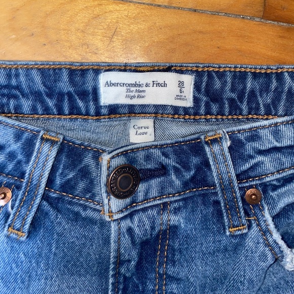 Abercrombie Jeans - Picture 2 of 2